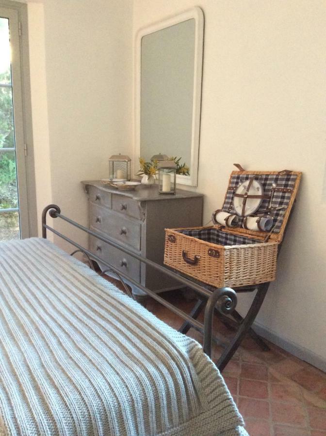 Le Mas Amore Bed & Breakfast Gassin Luaran gambar